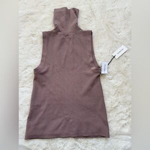 Babaton Aritzia Dusty Mauve Sleeveless Turtleneck Sweater XS NWT